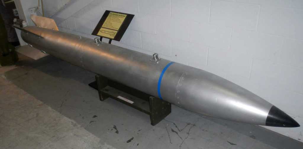 B61_nuclear_bomb