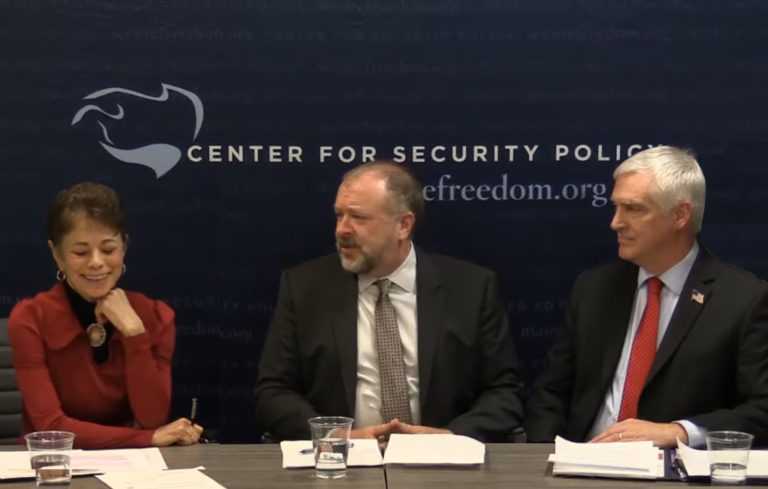 Center panel socialism