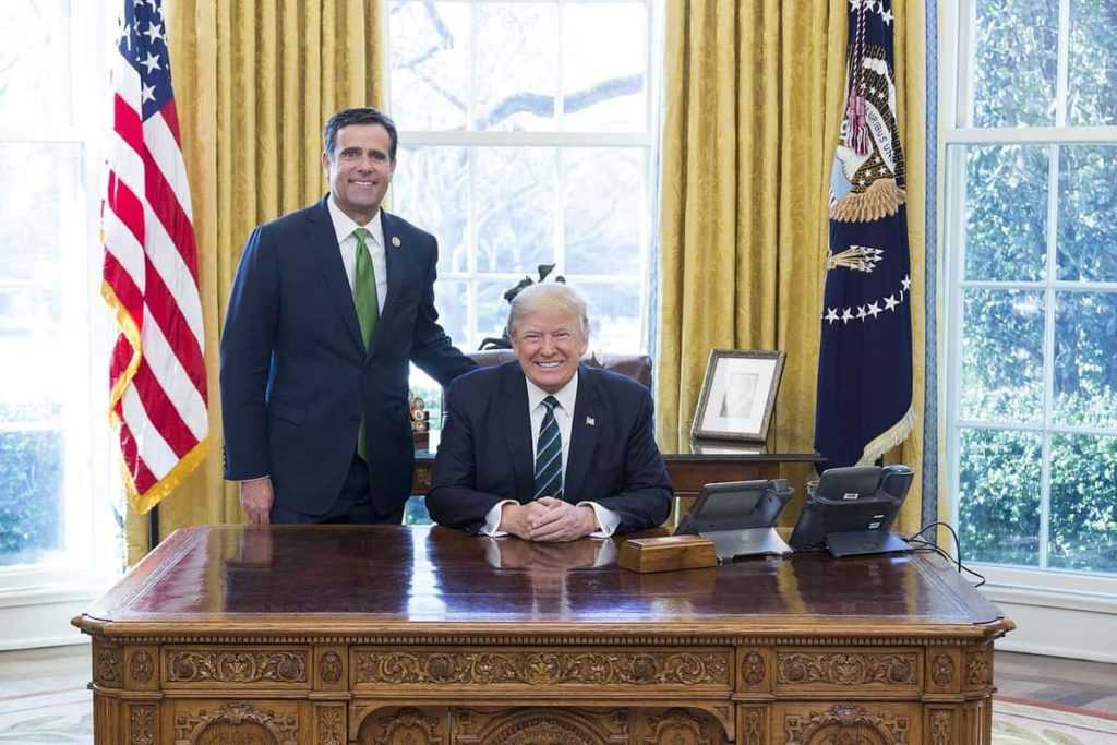 1599px-Donald_Trump_and_John_Ratcliffe