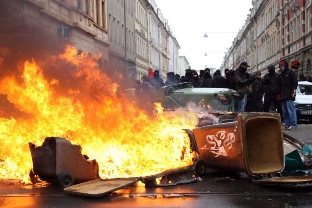 Demonstration gegen Naziaufmarsch in Dresden - Neustadt