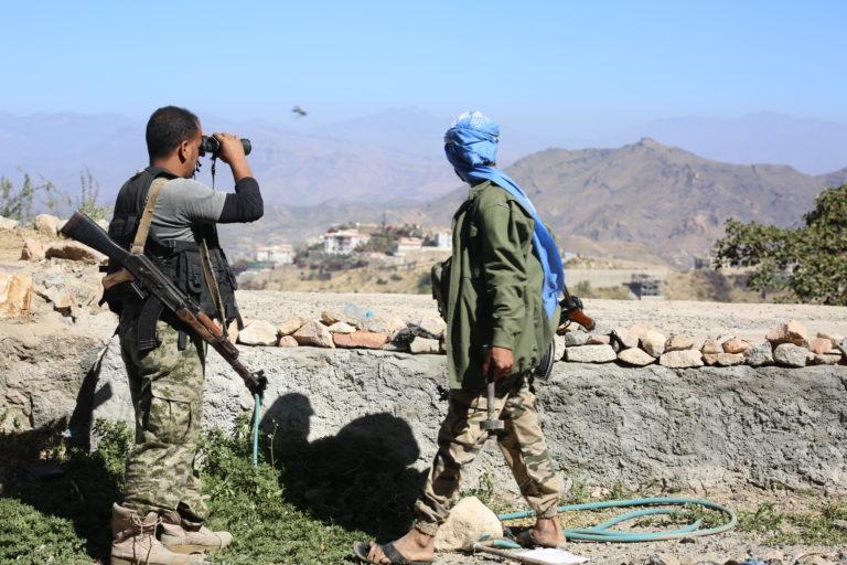 Taiz / Yemen - 21 Feb 2017 : Camouflage for a Yemeni soldier in the National Army carrying weapons and fighting against the Houthi militia in Taiz